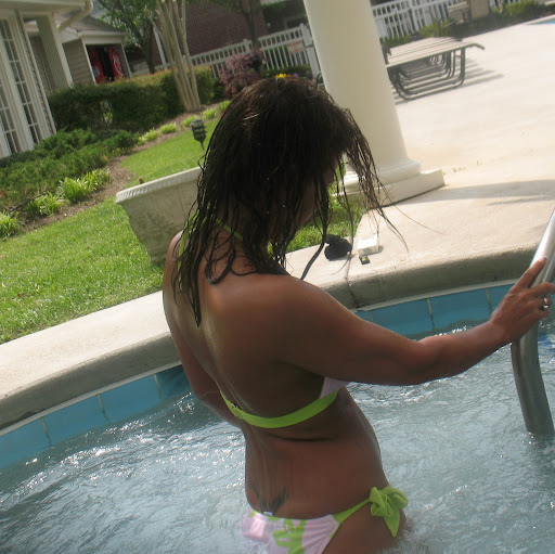 April Kiser Photo 10