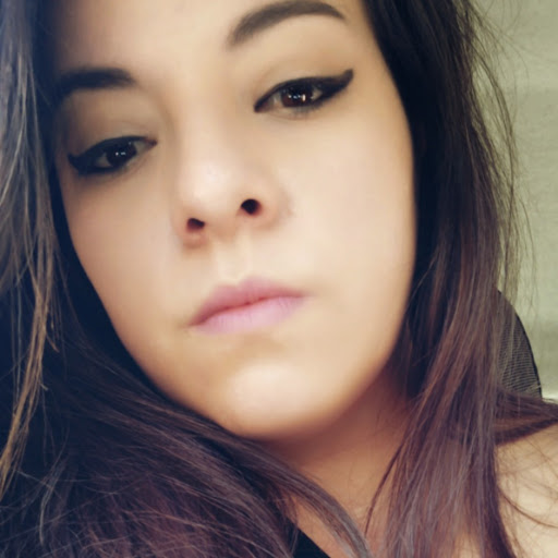 Adriana Lara Photo 13