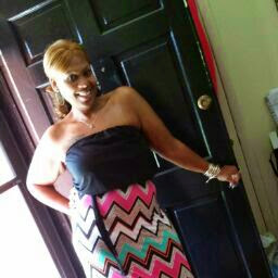 Kenisha Jones Photo 14