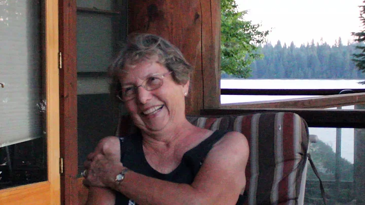 Eleanor Calvert Photo 10