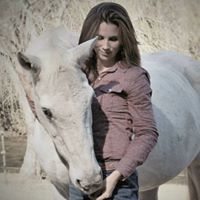 Jessica Beckett Photo 6