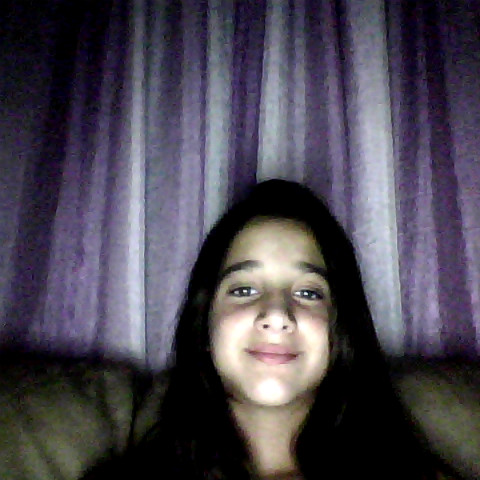 Caroline Benitez Photo 15