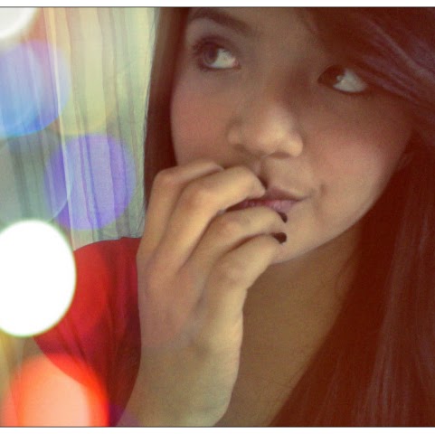 Mayra Flores Photo 9