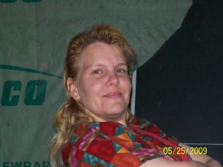 Amy Gage Photo 9