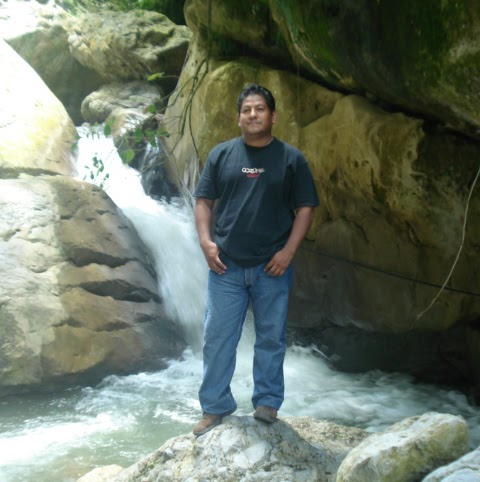 Miguel Nieves Photo 13