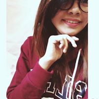 Leah Villegas Photo 7