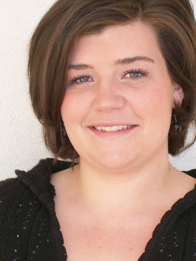 Beth Darnell Photo 9