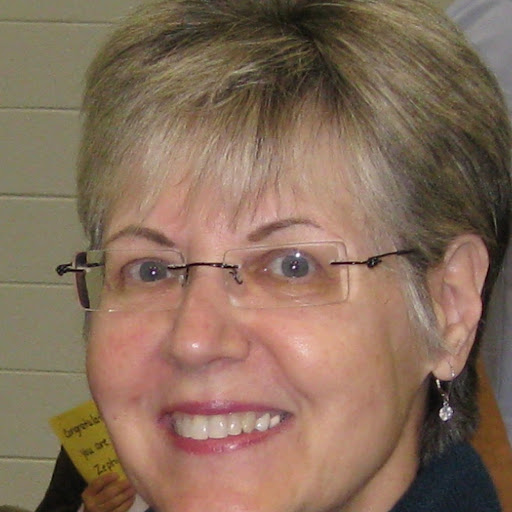 Amy Carroll Photo 16