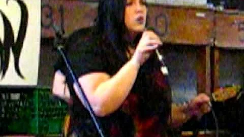 Tara Mackenzie Photo 20