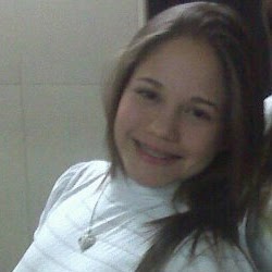 Reyna Rosales Photo 11