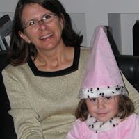 Laura Ducharme Photo 7