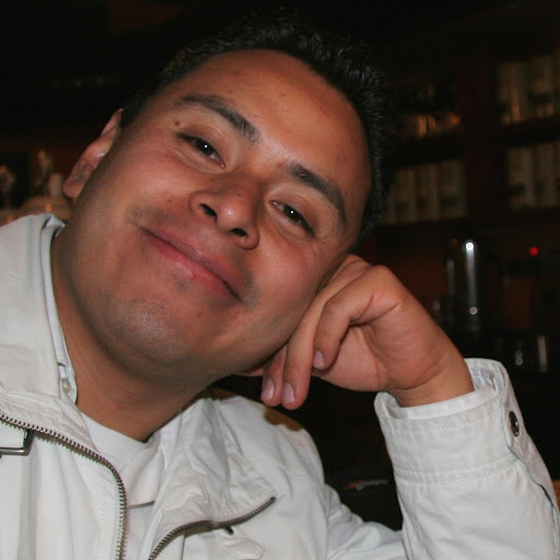 Hector Tapia Photo 11