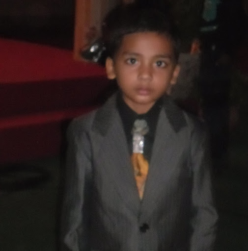 Kulsoom Khan Photo 13