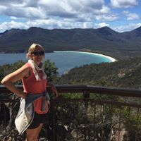 Christine Sanderson Photo 5