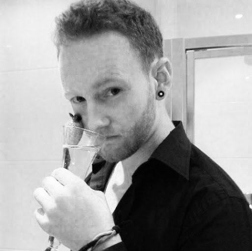 Christopher Giles Photo 17