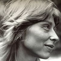 Bonnie Connelly Photo 3