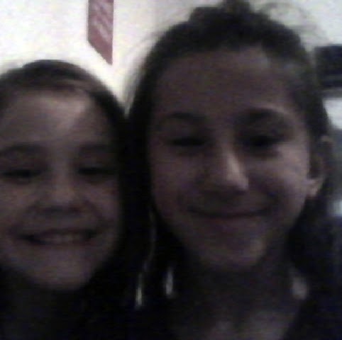 Emily Luna Photo 15