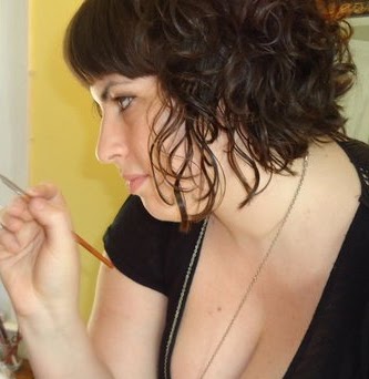 Esther Wallace Photo 15