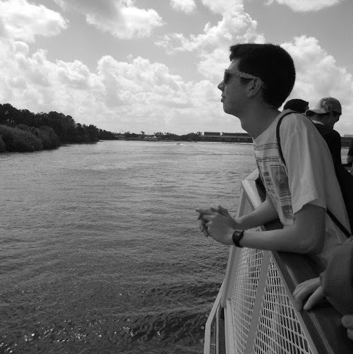 Ryan Lucht Photo 2