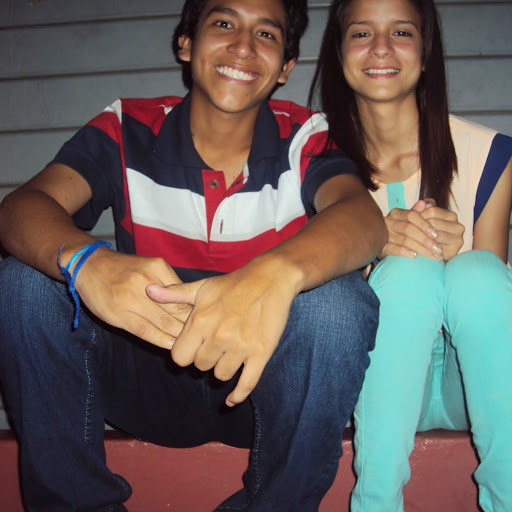 Josue Torres Photo 10