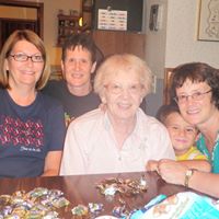 Janet Dietrich Photo 3