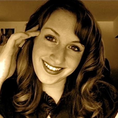 Sarah Frank Photo 16