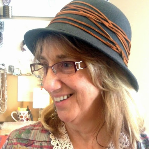 Sandy Martin Photo 16