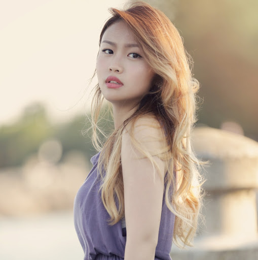 Vivian Chin Photo 20