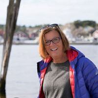 Kirsten Brandt Photo 3