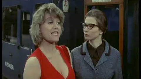 Margaret Leon Photo 27