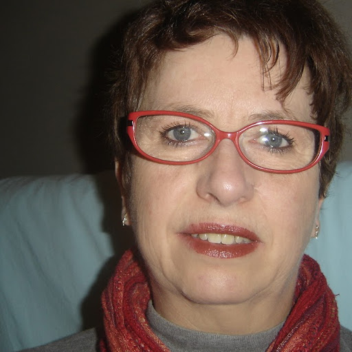 Christine Dumont Photo 15