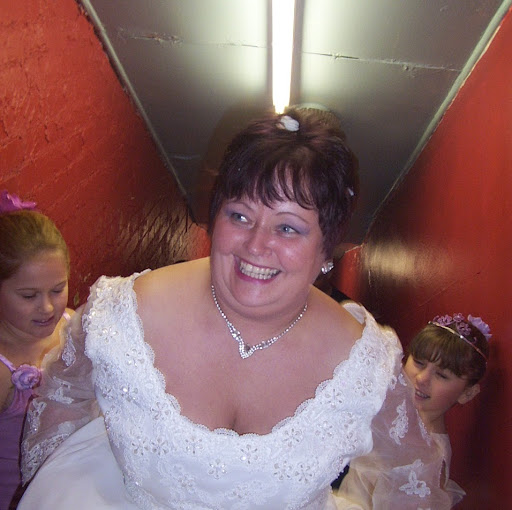 Josie Hart Photo 9