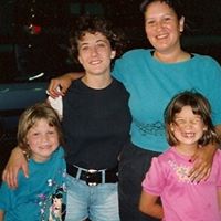 Elizabeth Haller Photo 3
