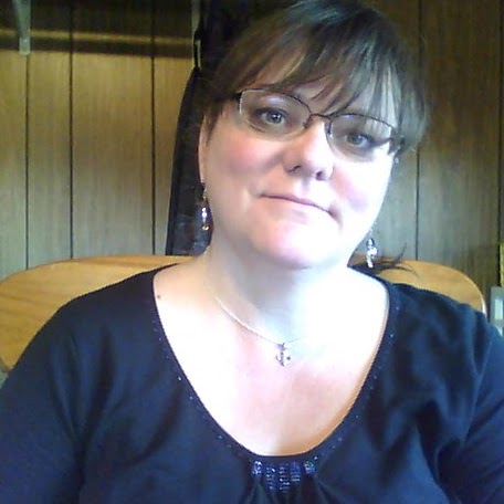Elizabeth Boyer Photo 17