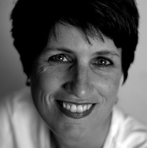 Nancy Barrett Photo 15