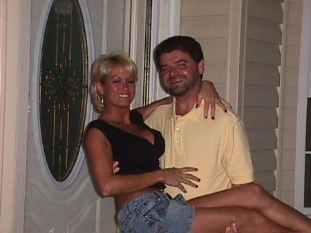 Traci Brown Photo 17