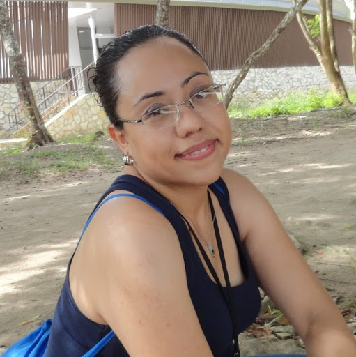 Alma Orellana Photo 9