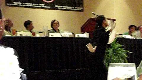 Karen Askew Photo 17