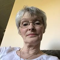 Brenda Hayward Photo 7