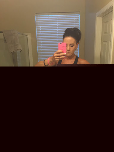 Nicole Boone Photo 9