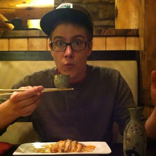 Ethan Grove Photo 12