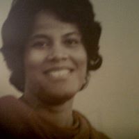 Gloria Antoine Photo 2