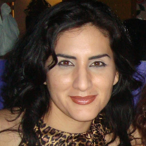 Claudia Robles Photo 14
