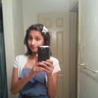Ruth Flores Photo 2