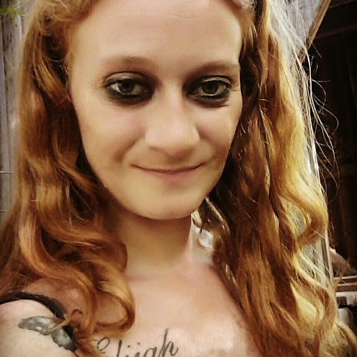 Lauren Small Photo 12
