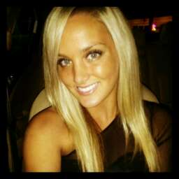 Lauren Duncan Photo 18