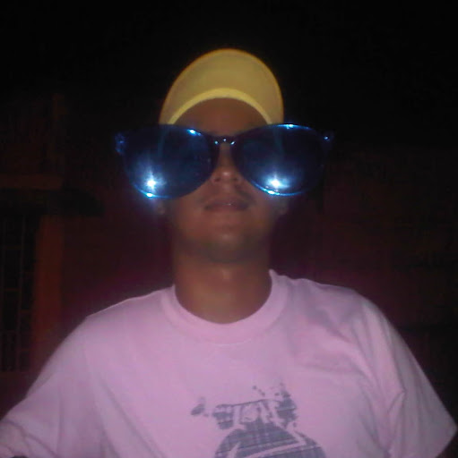 Victor Quijada Photo 15