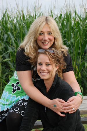 Rebecca Howard Photo 20