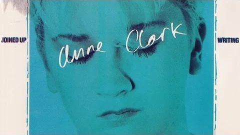 Anna Clark Photo 33