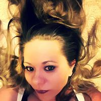 Rachael Yates Photo 7